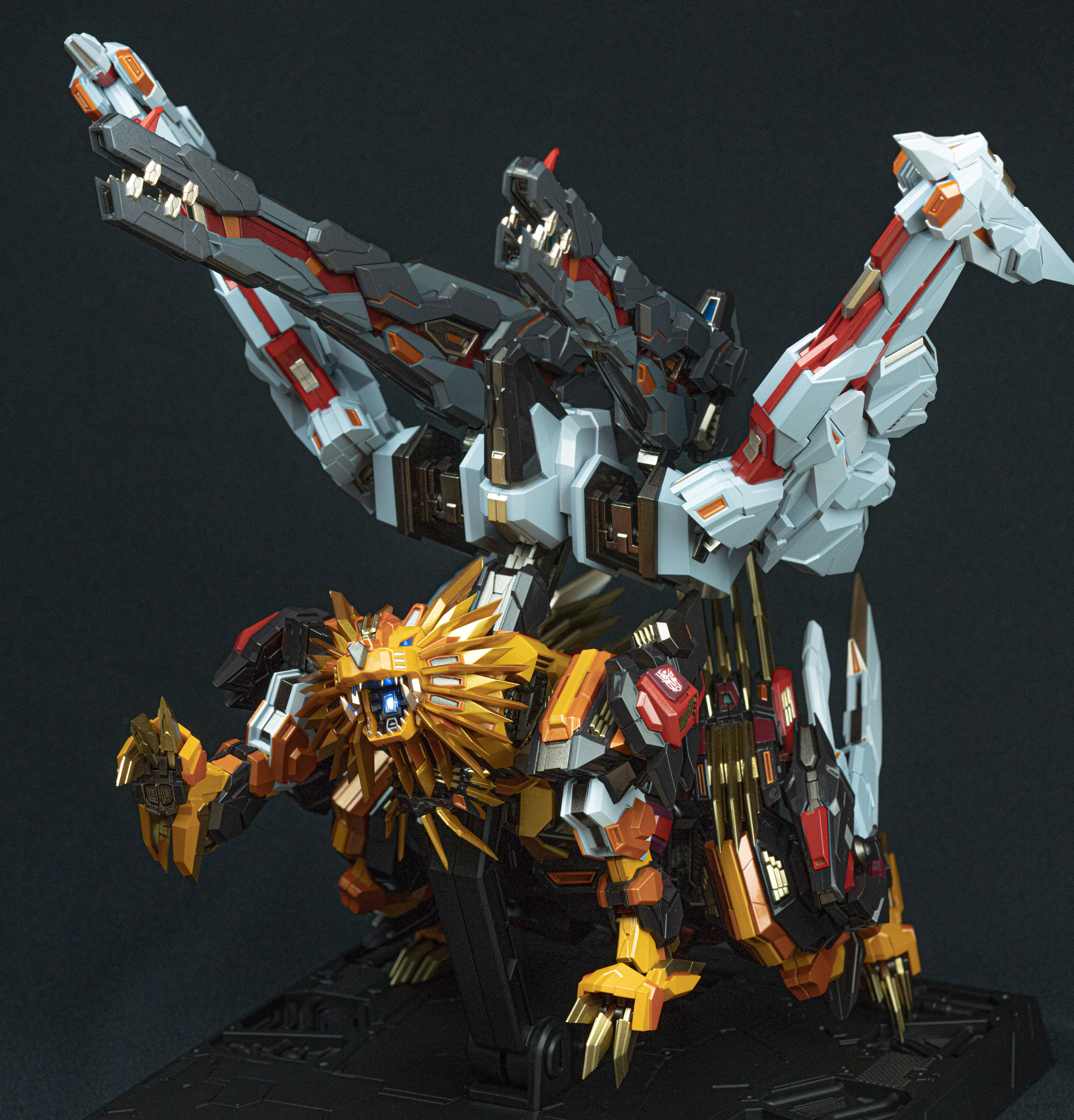 Flame Toys Kuro Kara Kuri Victory Leo Packaging and More Images